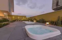 2/2 Luxury Condo -Hyatt H2 -Ocean View Bocagrande