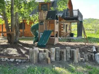 Rent the Snowberry Inn-Large kitchen & Gathering room Ensuite bath in all rooms