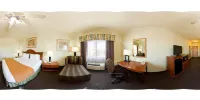 Holiday Inn Express & Suites Greenville by IHG