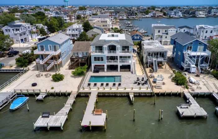 Expansive Bayfront Home w/ Heated Saltwater Pool & Dock