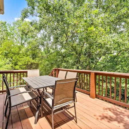 Corporate Rental-4 Bedroom House in Nashville  on End of Culdesac.