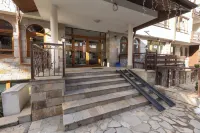 Cedar Lodge III One BDRM Flat B2 Across from Gondola Station