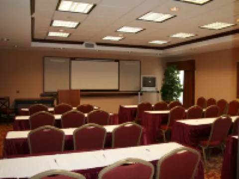 ハンプトン  イン オリーブ ブランチ オリーブ・ブランチのホテル