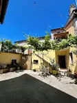 1 bedroom apartment in santa croce Hotels near Hike