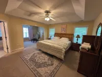 Enjoyable 4-bedroom house  in Dallas. Great place for the family & friends