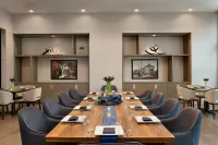 Embassy Suites by Hilton Atlanta Midtown Hotel a Fulton County