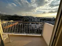 Beautiful apartment with pool and private parking