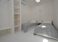 Villa con Rooftop e Giardino Privato a 200 Metri Dalla Spiaggia