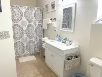 Charming 2-bedroom apartment a stone’s’ throw away from best casino in Texas.