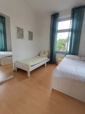 Modern apartment by the castle park Hotels in Bendorf