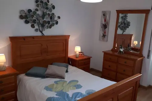 Apis Red Apartment, Cable TV, Wifi Hotel a Rio de Mouro