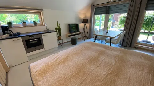 8 (-10) person cottage Hotels in Vries