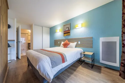 Serenity Aparthotel - 4 pax - La défense 10 minutes walk to Subway