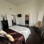 House of Gordon Gartrale - Near LAX & Sofi!  Family-Sized Condo In No. Inglewood