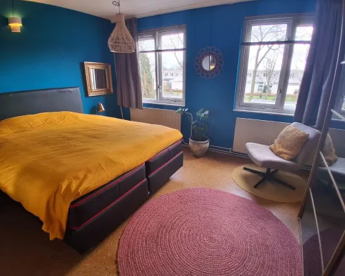 Comfortable home close to train station and Amsterdam Hotels in Almere