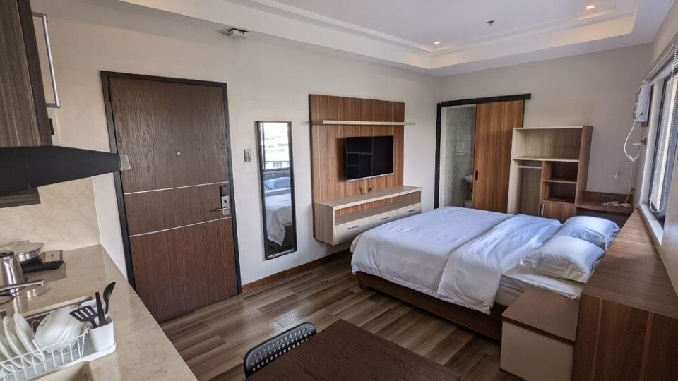 Newly Built Affordable Hotel Located in the heart of Manila, Philippines
