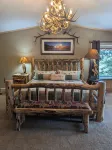 Private Mountain Tranquility for large families near Rocky Mountain National Pk!
