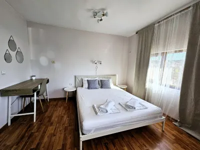 Beautiful apartment with a big balcony and a great mountain view. Hotels near Tsarevets Fortress