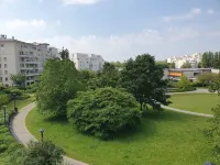 Appartement Résidentiel au Vert et au Frais Hoteles en Montigny-le-Bretonneux