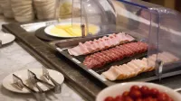 호텔 크루즈 - 조식 운영