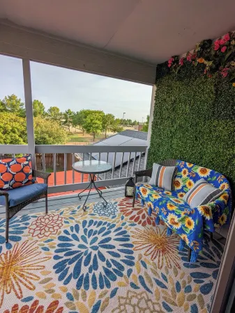 Comfortable 3 Bed 2 bath pet friendly home for 30 day stays Отели в г. Кэрролтон