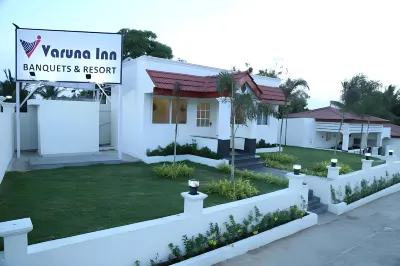 Varuna Inn Banquets & Resort Hotels in Covelong Beach