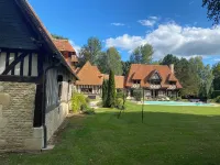 Exceptional estate of 2 Norman houses Hotels in Saint-Arnoult