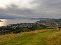 Contemporary living in a 170 year old period building close to the seafront! Hotels in Largs