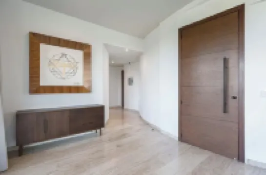 Luxury 4bed PH suite w. private pool