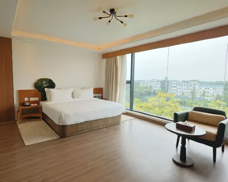 Royal Bishnu Hotels in Murshidabad