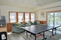ComeSailAwayOBX-gorgeous 6 bedrooms/5.5 baths, oceanviews, pool, hot-tub,  beach