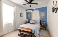 The Buoy House/ La Casa de la Boya Hotels in Levittown