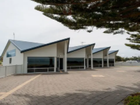 Beachport Caravan Park Hotels in Millicent
