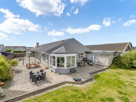 "Bibbi" - 20m to the Fjord