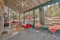 Lakeside Pleasure Island Cabin w/ Deck & Gas Grill - 3-Star