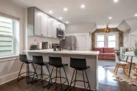 Renovated1-bedroom apartment on quiet block close to NYC in Jersey City.