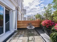 皇冠夜店與旅館 鄰近Clapton Pond的酒店