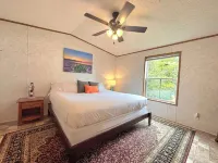 Serene Lake Superior Escape Beachfront Getaway or Snowy Ski Retreat