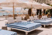 Brown Beach Eretria Hotel a Lilantia