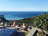 Vista sole e mare