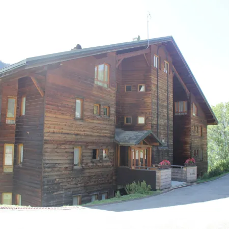 Val Pierre apartment for 8 people