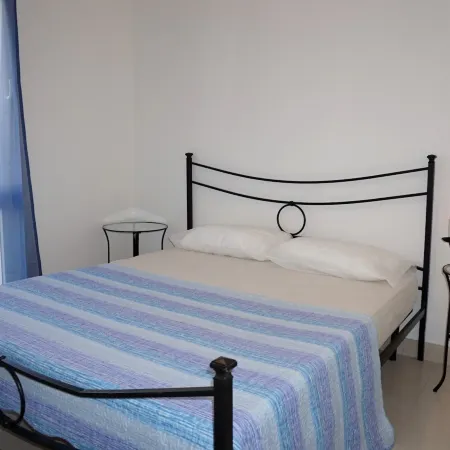 Modern Apartment with Private Garden