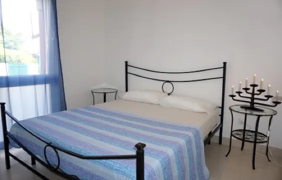 Modern Apartment with Private Garden