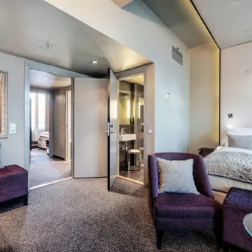Home Hotel Folketeateret