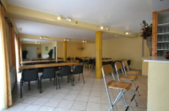 Spacious Stay with Terrace