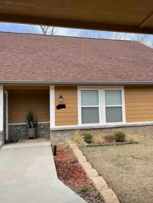 Perfect Oasis. NEW Home Away from Home with COVERED PARKING-Close to everything Hotel a Stillwater