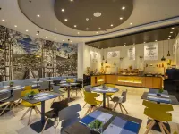 Ibis Quito - breakfast