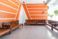 Hotel O Garut near Alun-Alun Tarogong formerly Wisma Etiga - Bintang 2