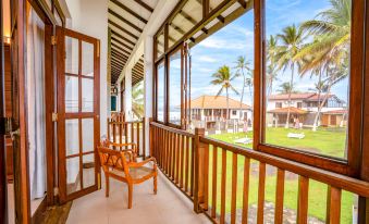 Scarlet White Resort