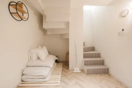 Shinjuku QUALIA PLACE House Отели рядом со станцией Рока-Коэн